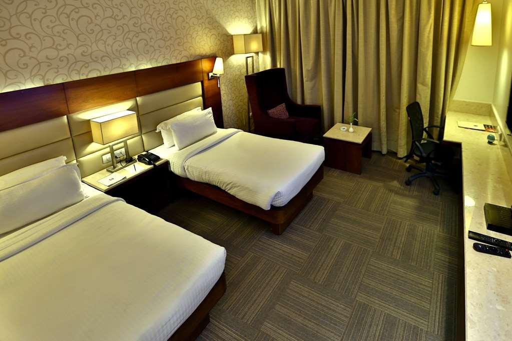 Comfort Inn Lucknow Room photo